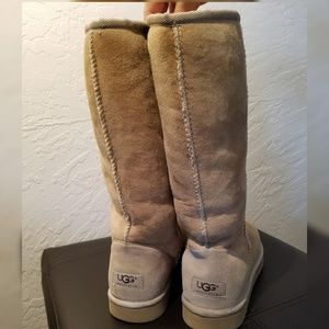 UGG Boots Size 8